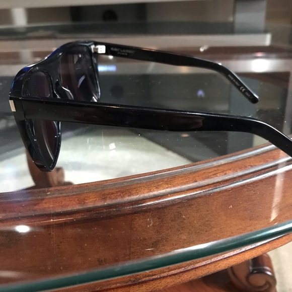 Saint Laurent sunglasses - Picture 2 of 5